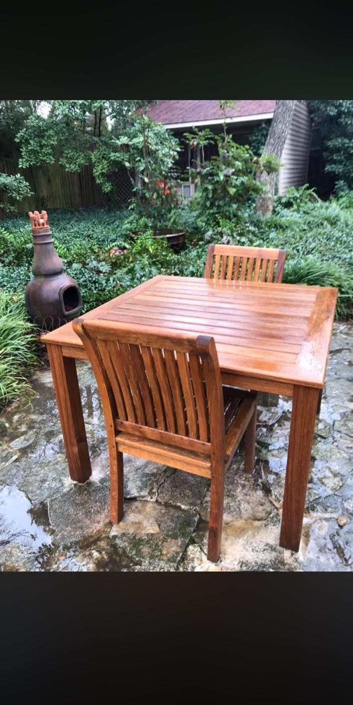 After outdoor furniture cleaning in Dallas Texas
